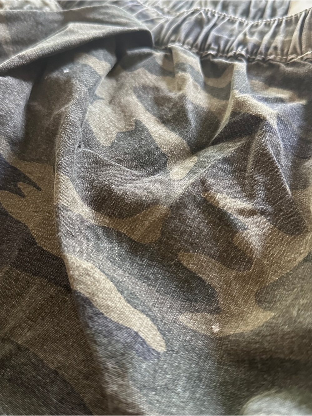 Urban Outfitters BDG Camo Baggy Pants - Picture 5 of 7